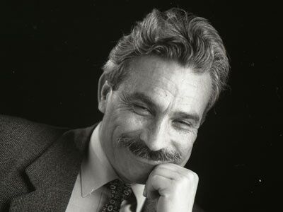 Ismet Özel
