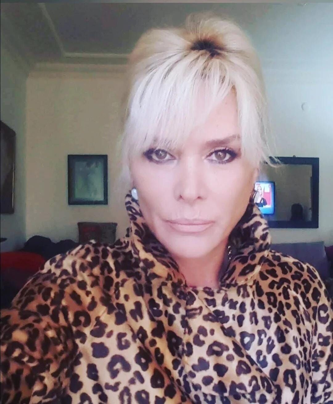 Özlem Savaş Kimdir (2)