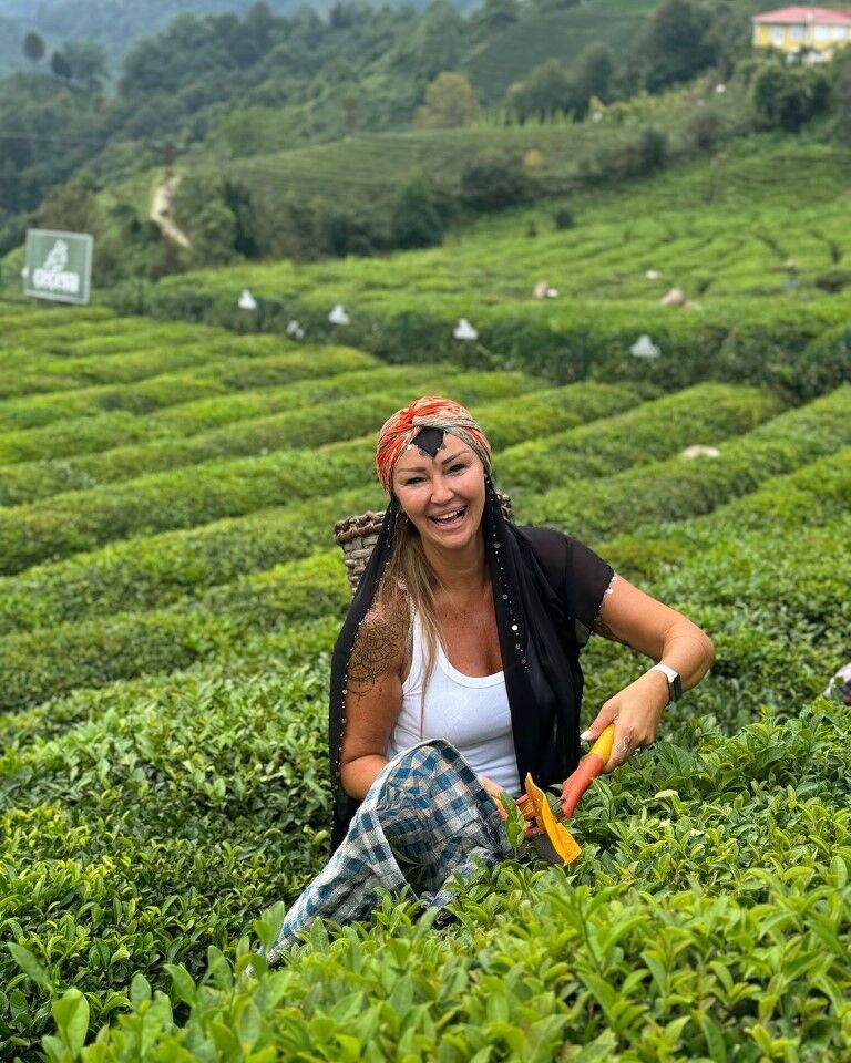 Özlem Savaş Kimdir