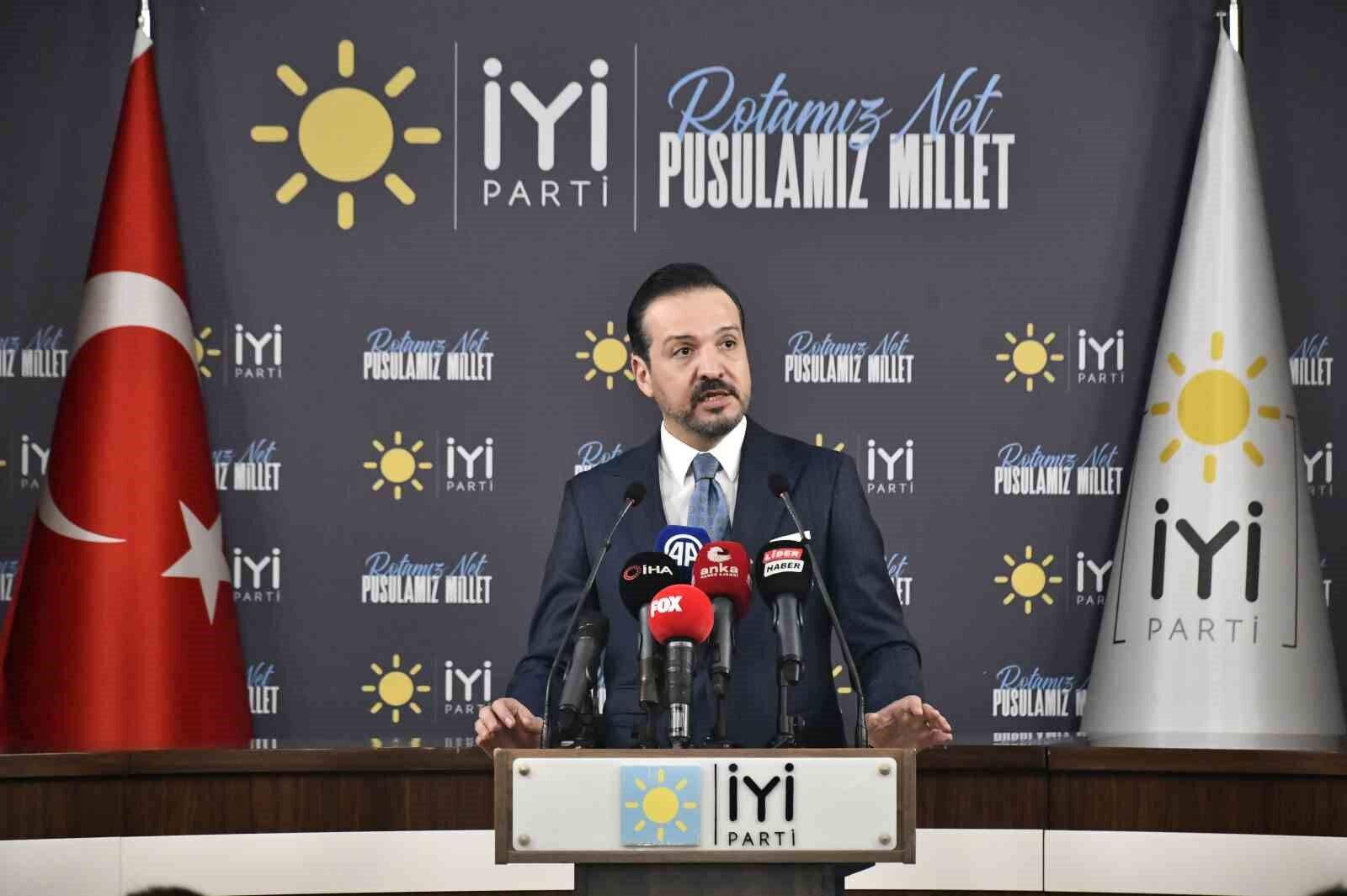 Kürşad Zorlu Kimdir1