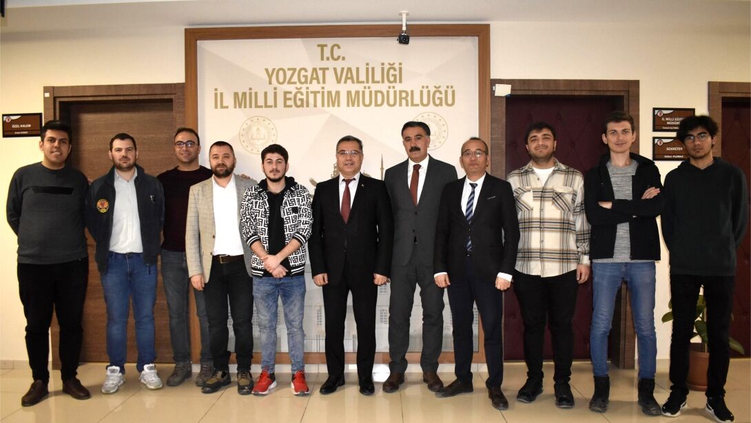 Şampiyonlardan Ziyaret