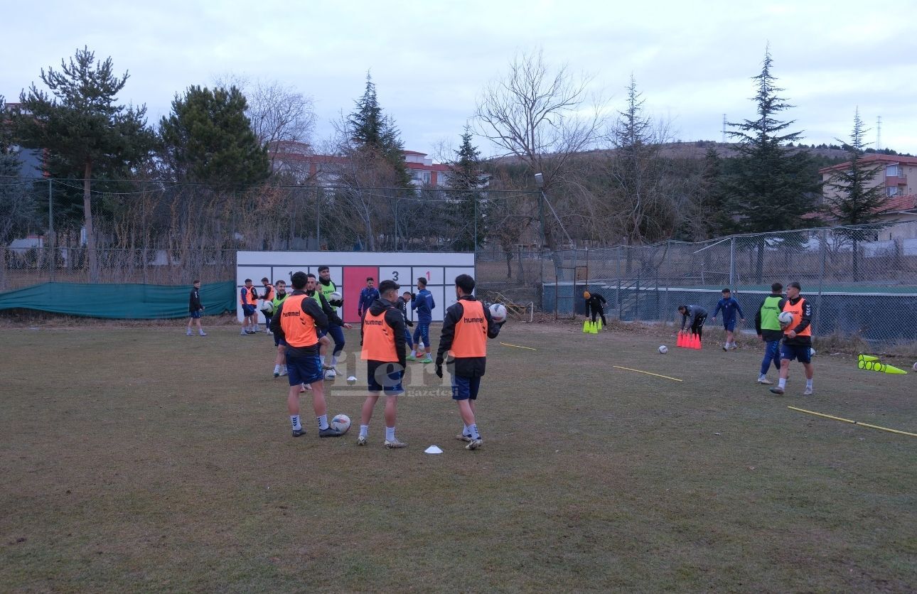 Yozgat Bozokspor, Antalya Kampıyla Ikinci Yarıya Hazırlanıyor (2)