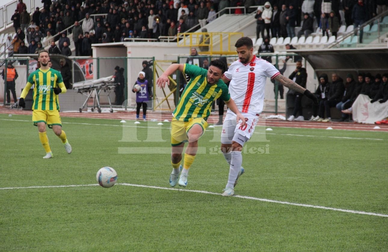 Bozokspor Osmaniyespor Maçı (6)