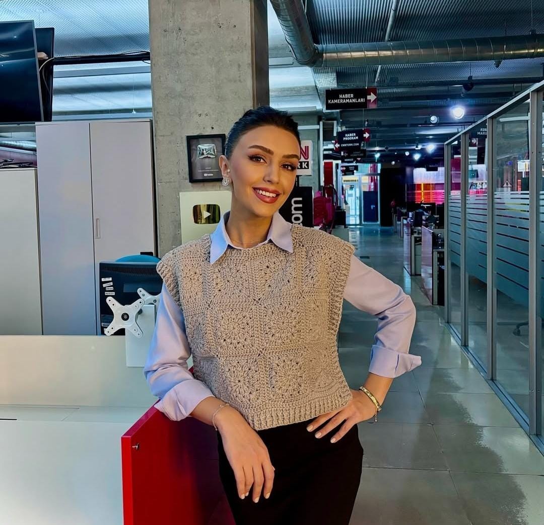 Burçak Bozkuş Kimdir2