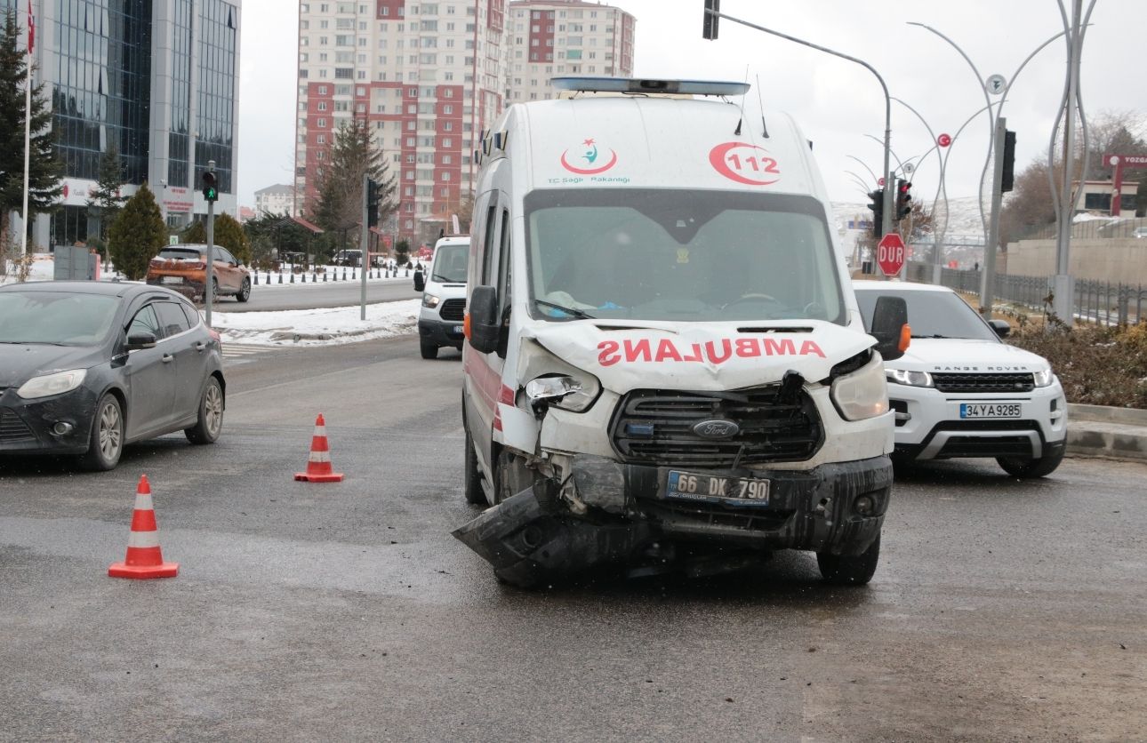 Yozgat Kaza Adliye Önü Kaza (1)