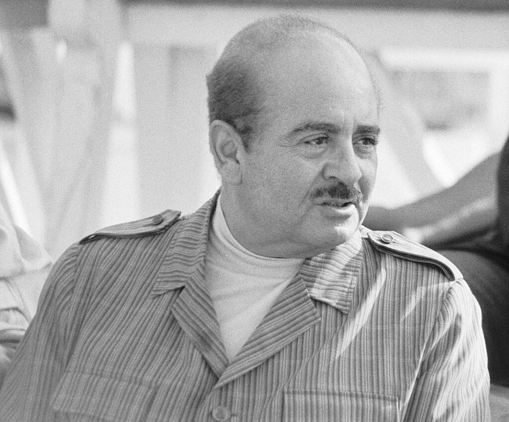 Adnan Kaşıkçı Kimdir2