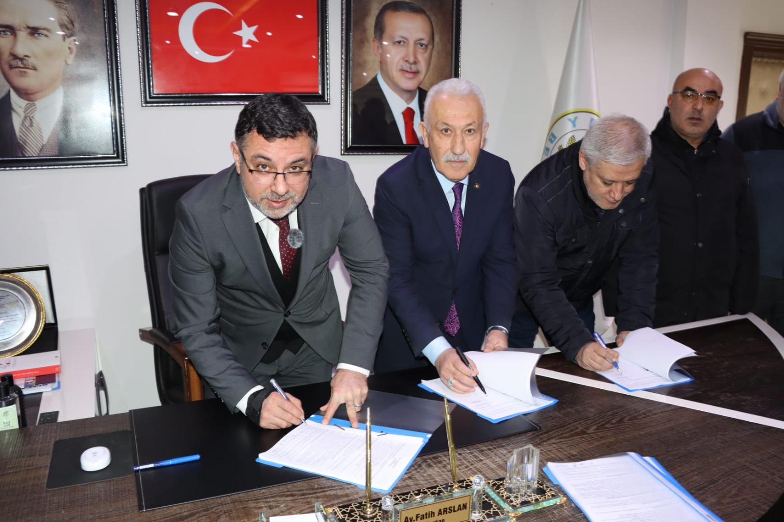 Sözleşme Yüzler Güldü 1