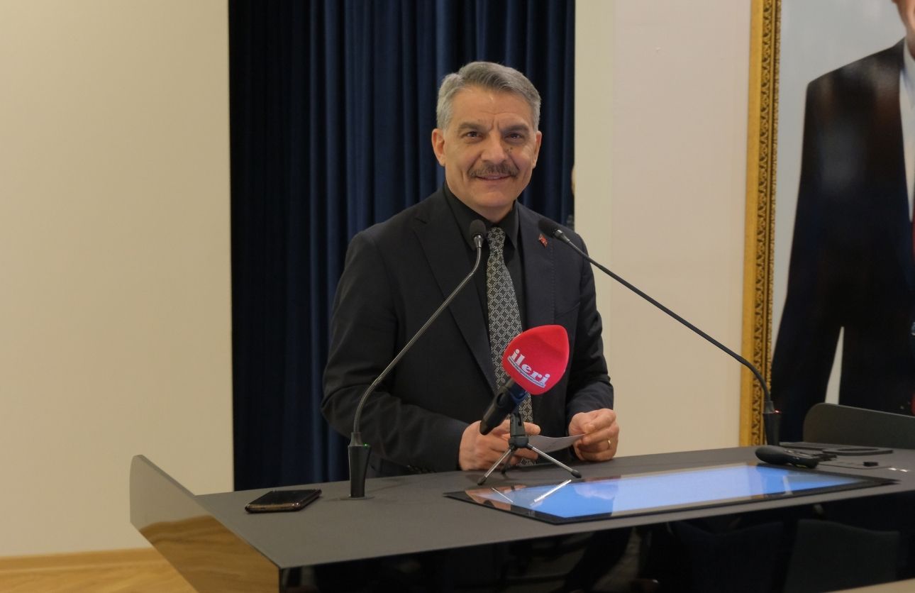 Yozgat Vali̇si̇, Sokak Hayvanlariyla İlgi̇li̇ Beledi̇yeleri̇ Uyardi (4)