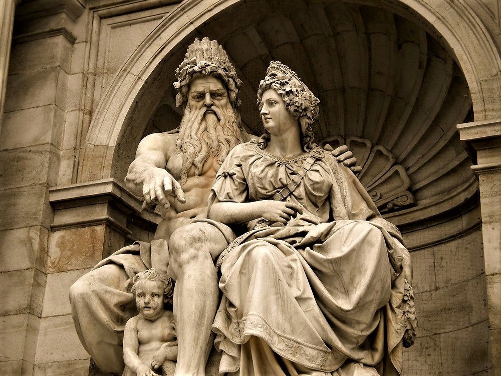 Zeus Kimdir 2
