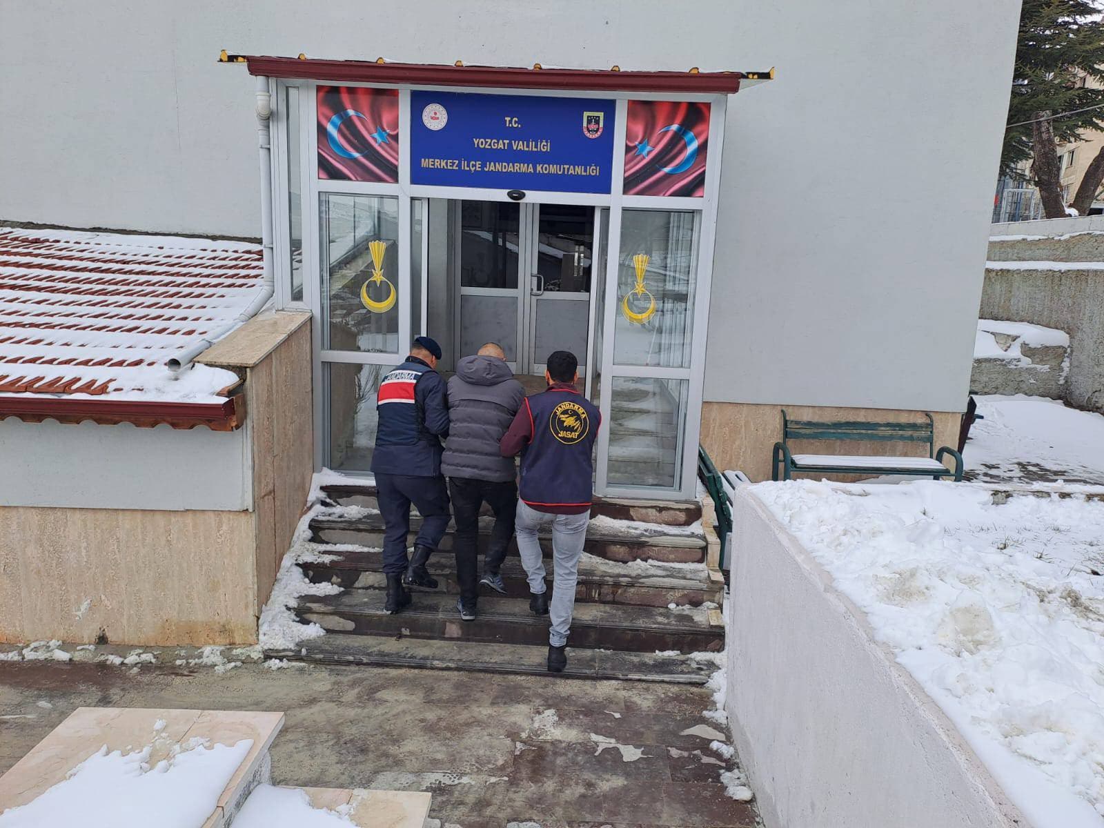 Aranan Şahıslar Yakalandı (1)