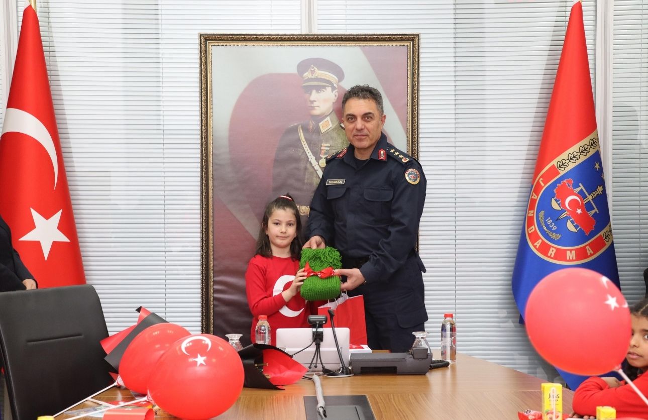 Asker Atkı Bere (2)
