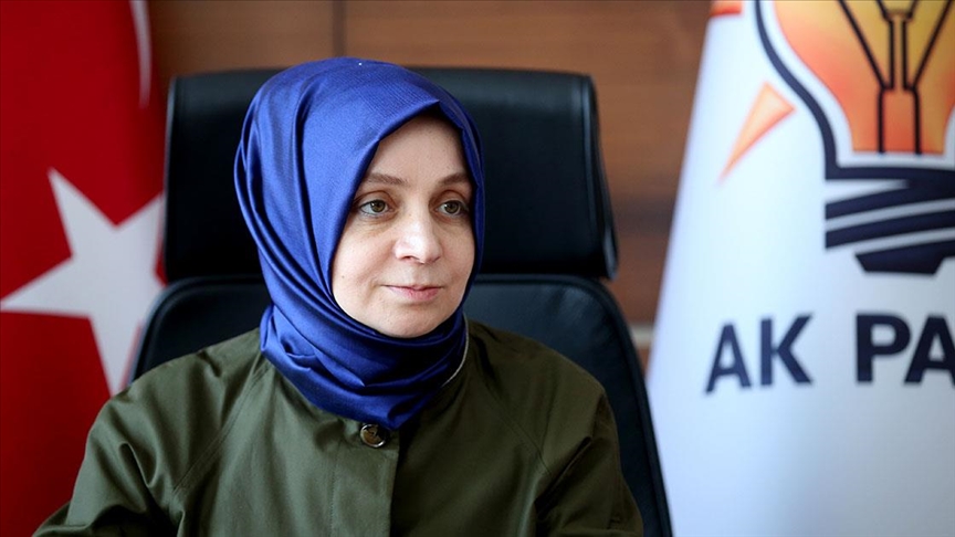 Leyla Şahin Usta Kimdir