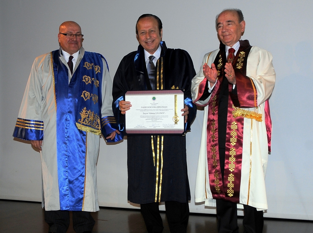 Yılmaz Ulusoy Kimdir