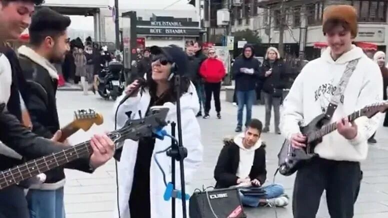 Fatma Turgu Kimdir