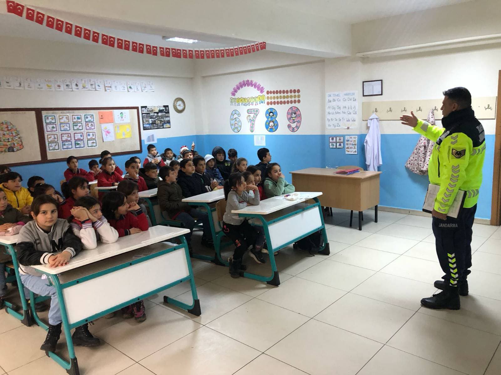 Öğrencilere Trafik Bilinci Aşılandı 2