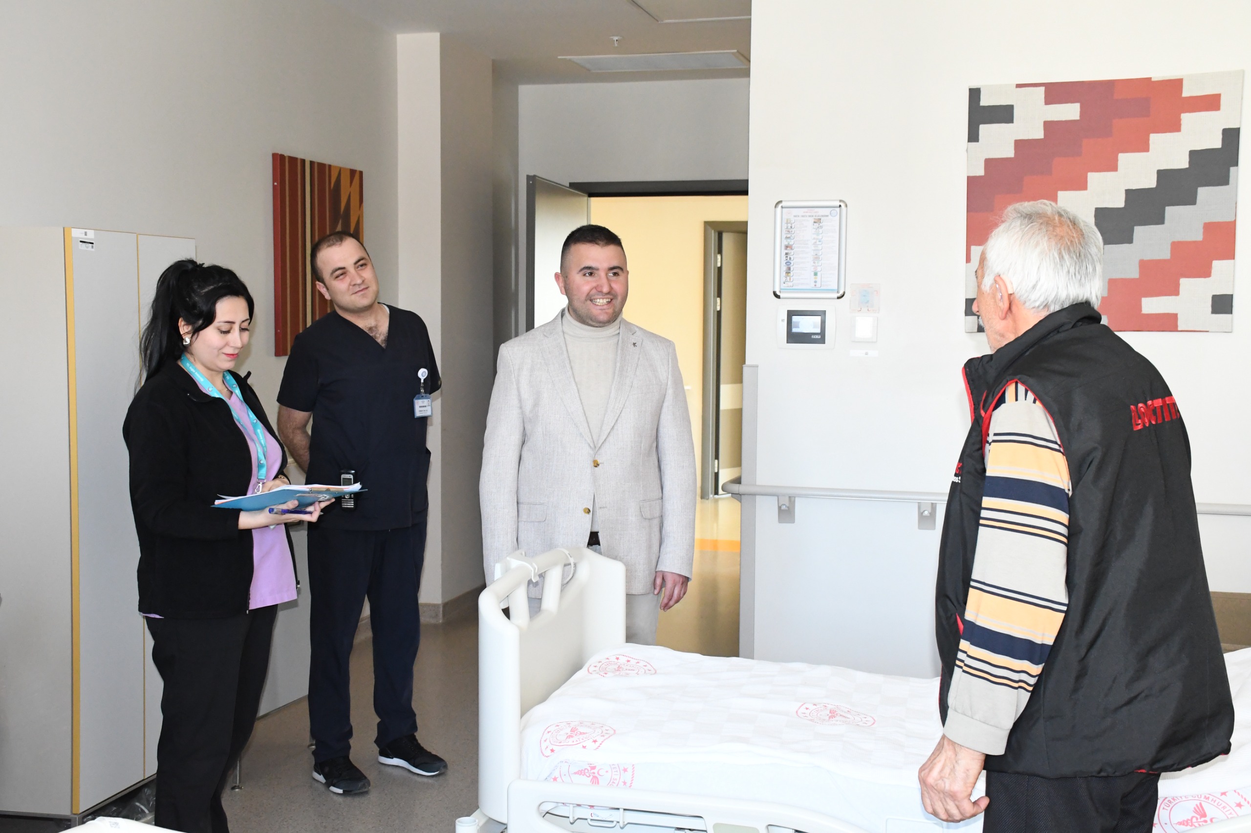 Hastaları Ziyaret Etti4