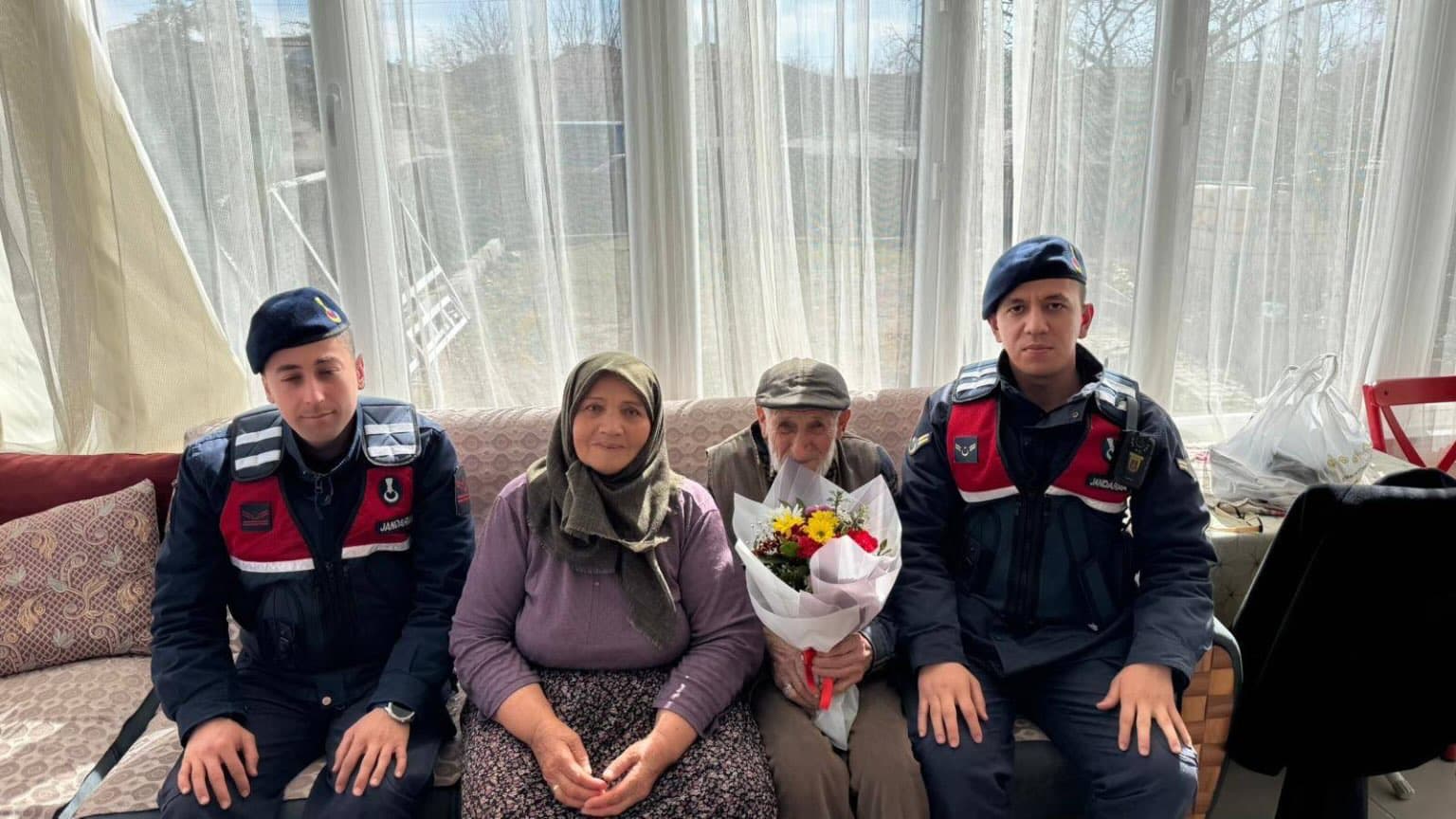 Jandarmadan Anlamlı Ziyaret (6)