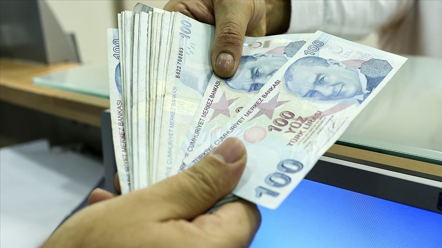 Bayram Ikramiyesini Eleştirdi1