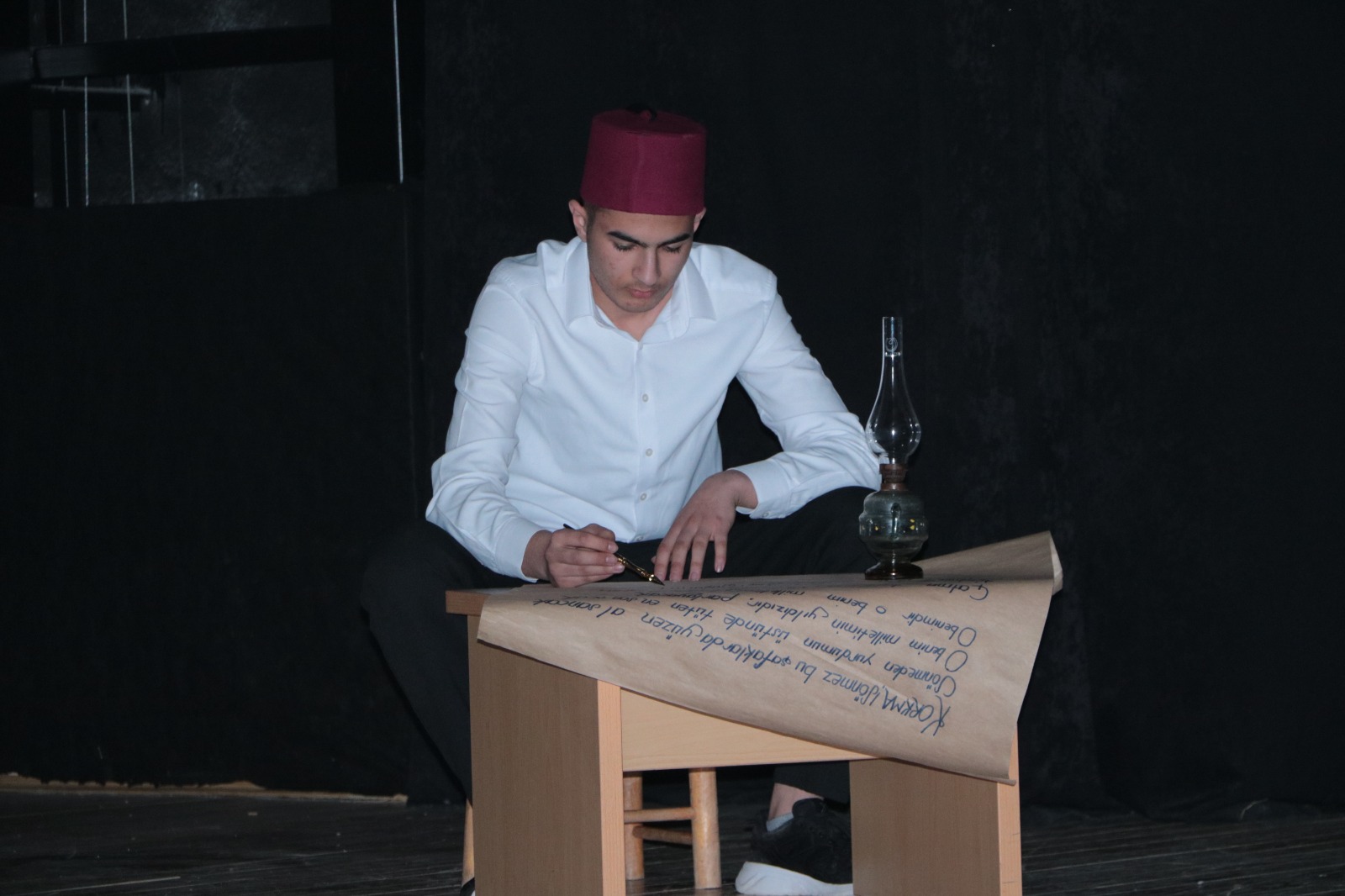 Eserleri̇ Sahnelendi̇3