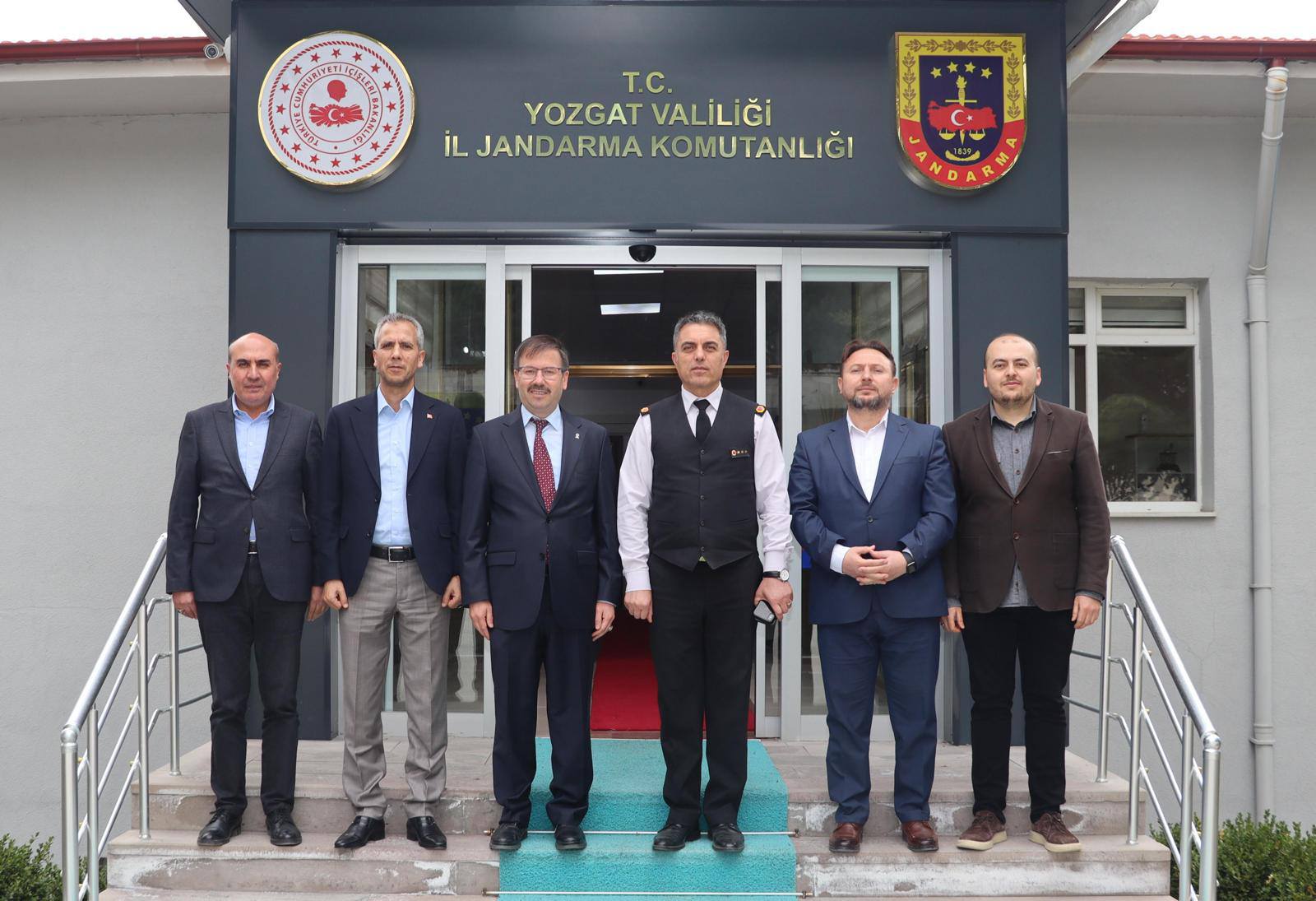 Ak Partiden Iade I Ziyaret