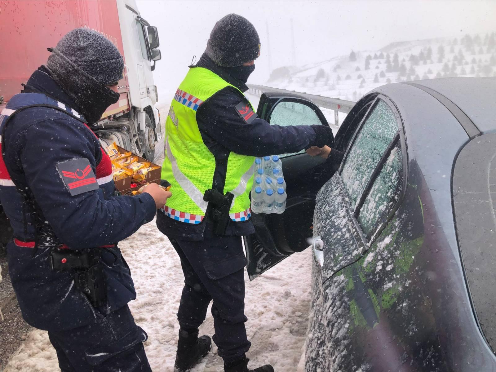 Kar Hayatı Olumsuz Etkiledi (1)