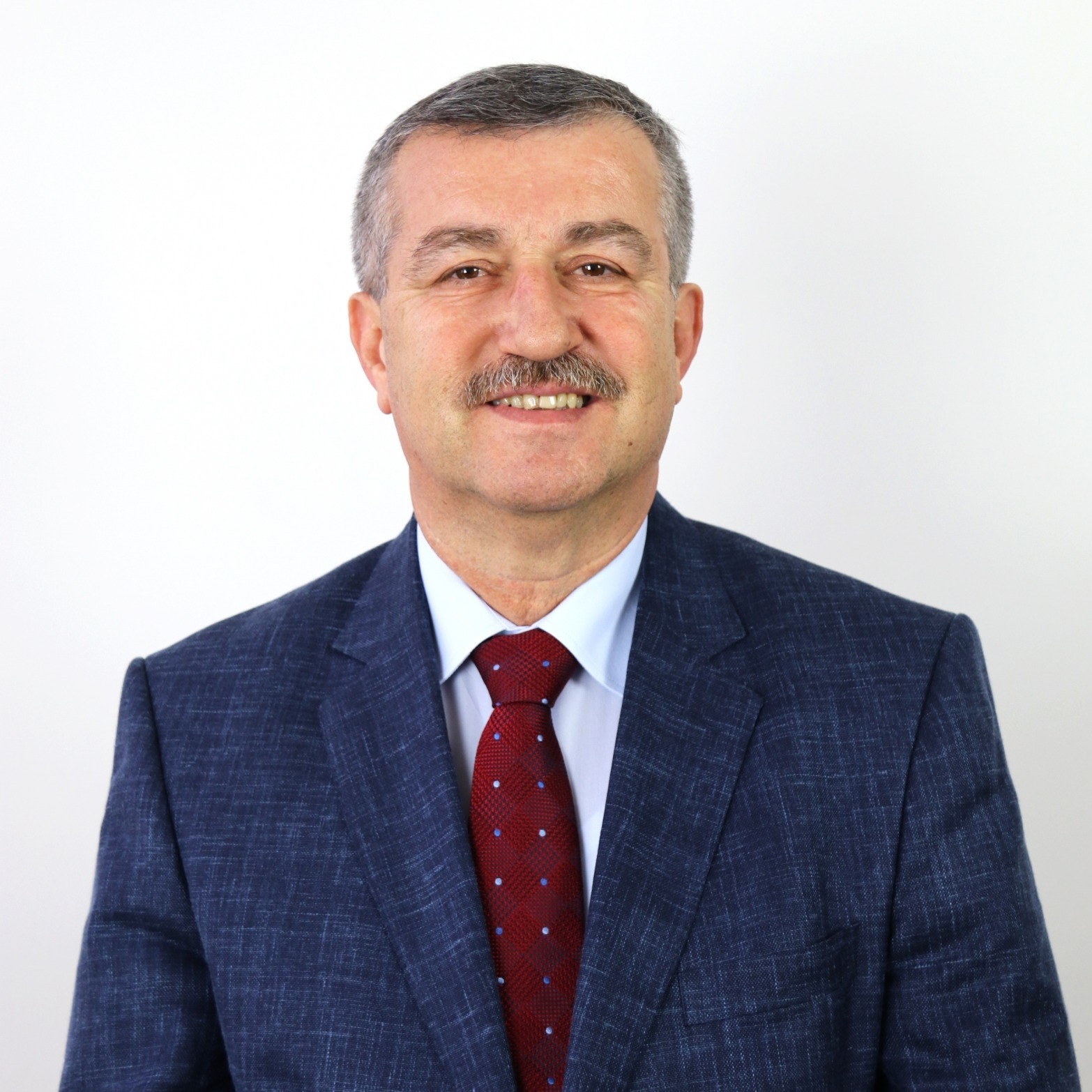 Emin Balkan Kimdir