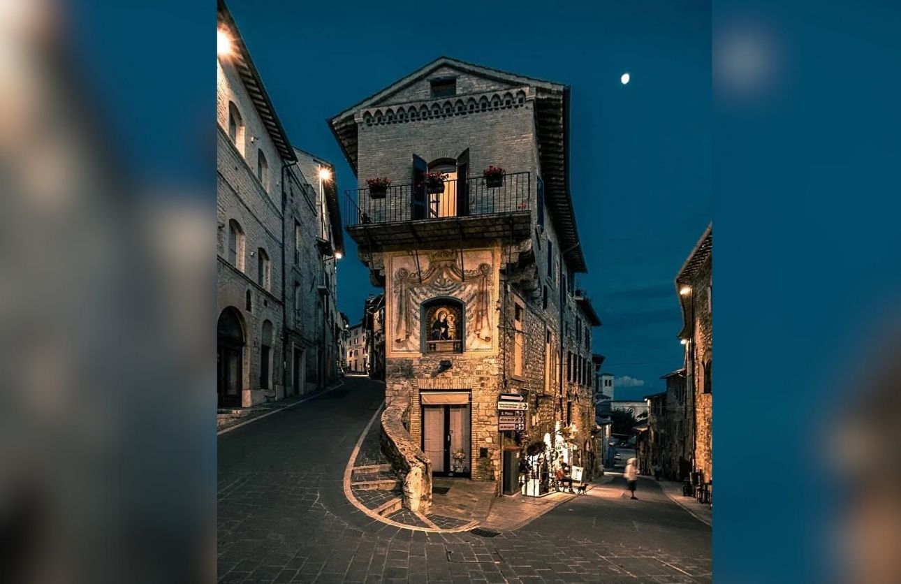 Assisi Sokakları: