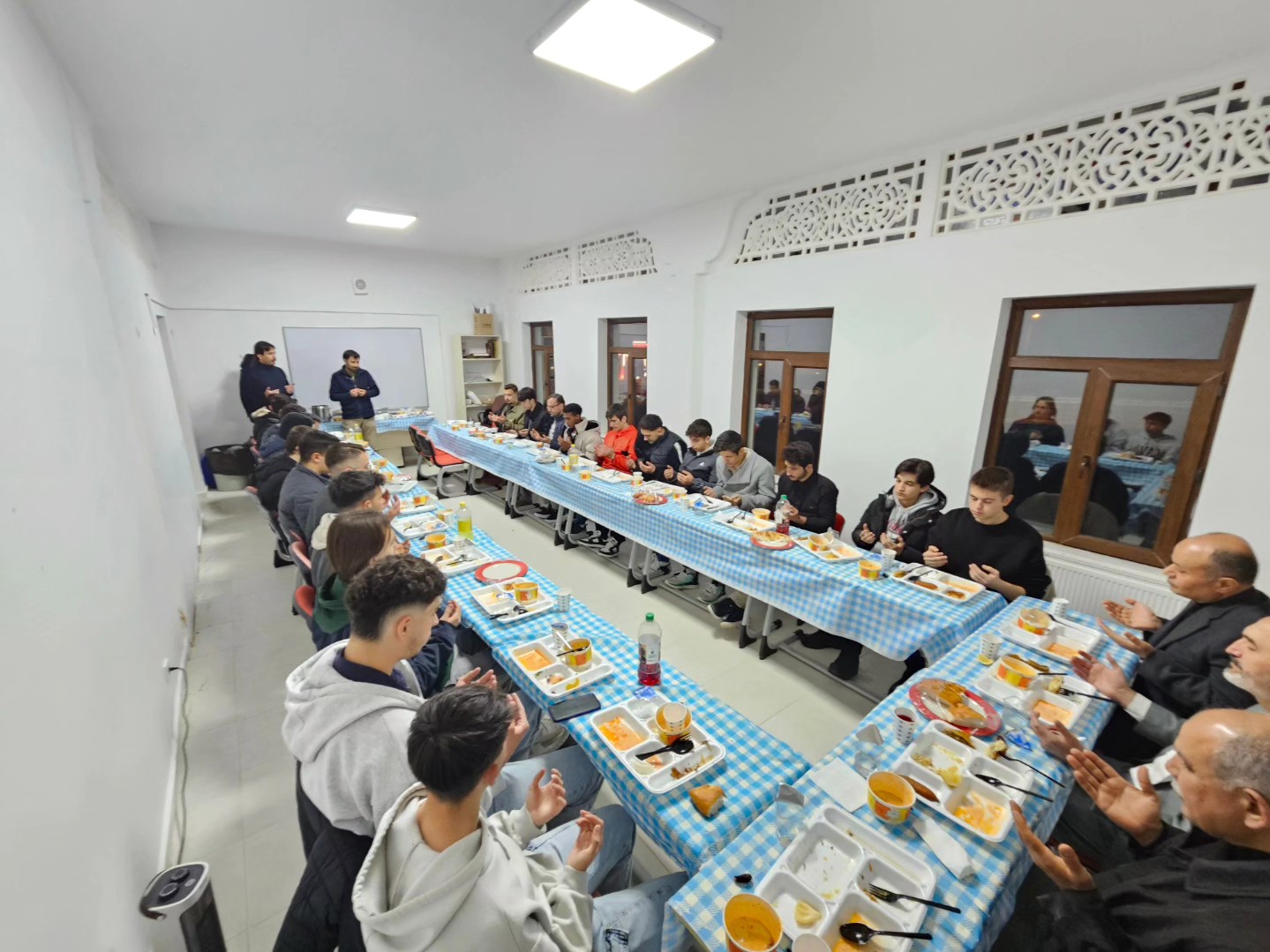 İnsanlık Değerlerinden Asla Taviz Vermeyin4