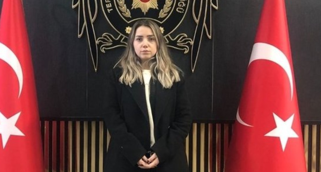 Eda Ezgi Yıldız Kimdir1