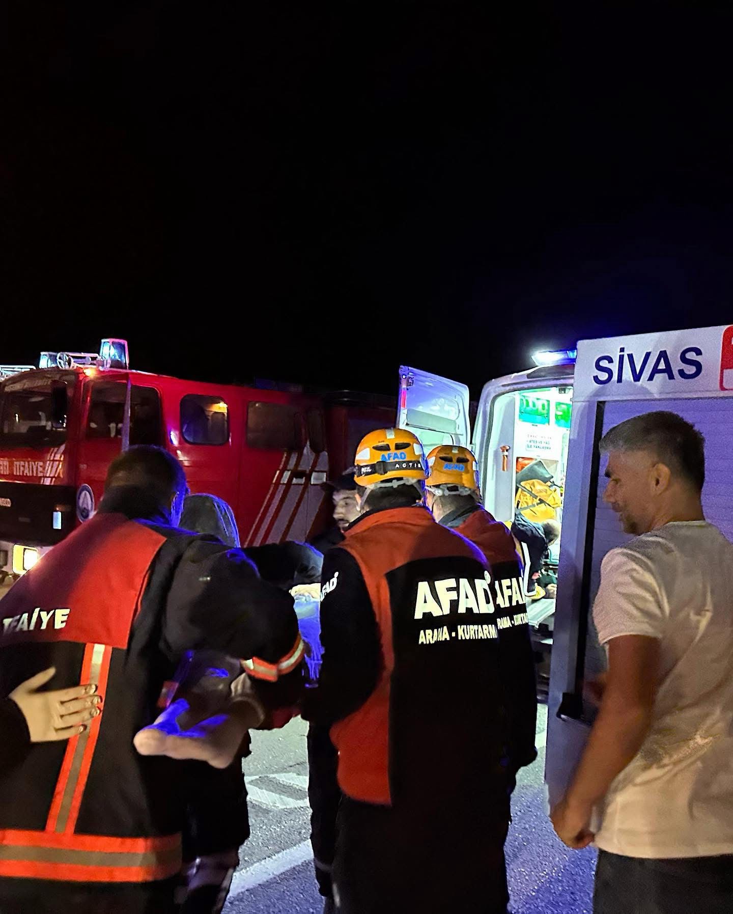 Feci Kaza 10 Yaralı! (5)