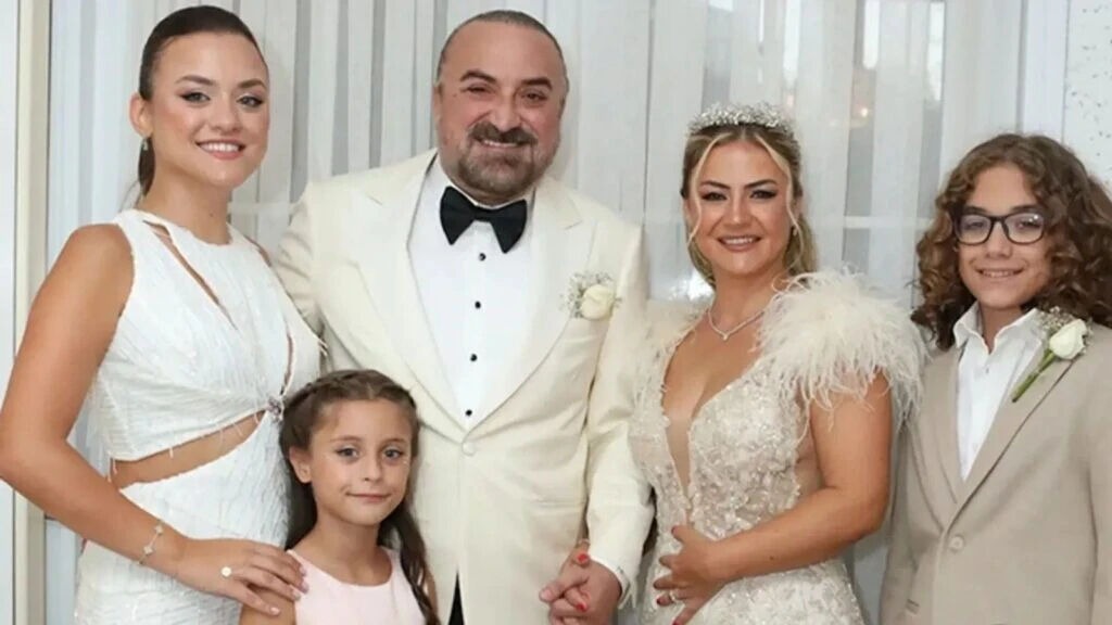 Volkan Konak Esi Kimdir