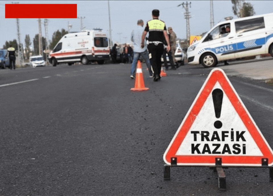 Kaldırımda yürüyen çocuğa araç çarptı!
