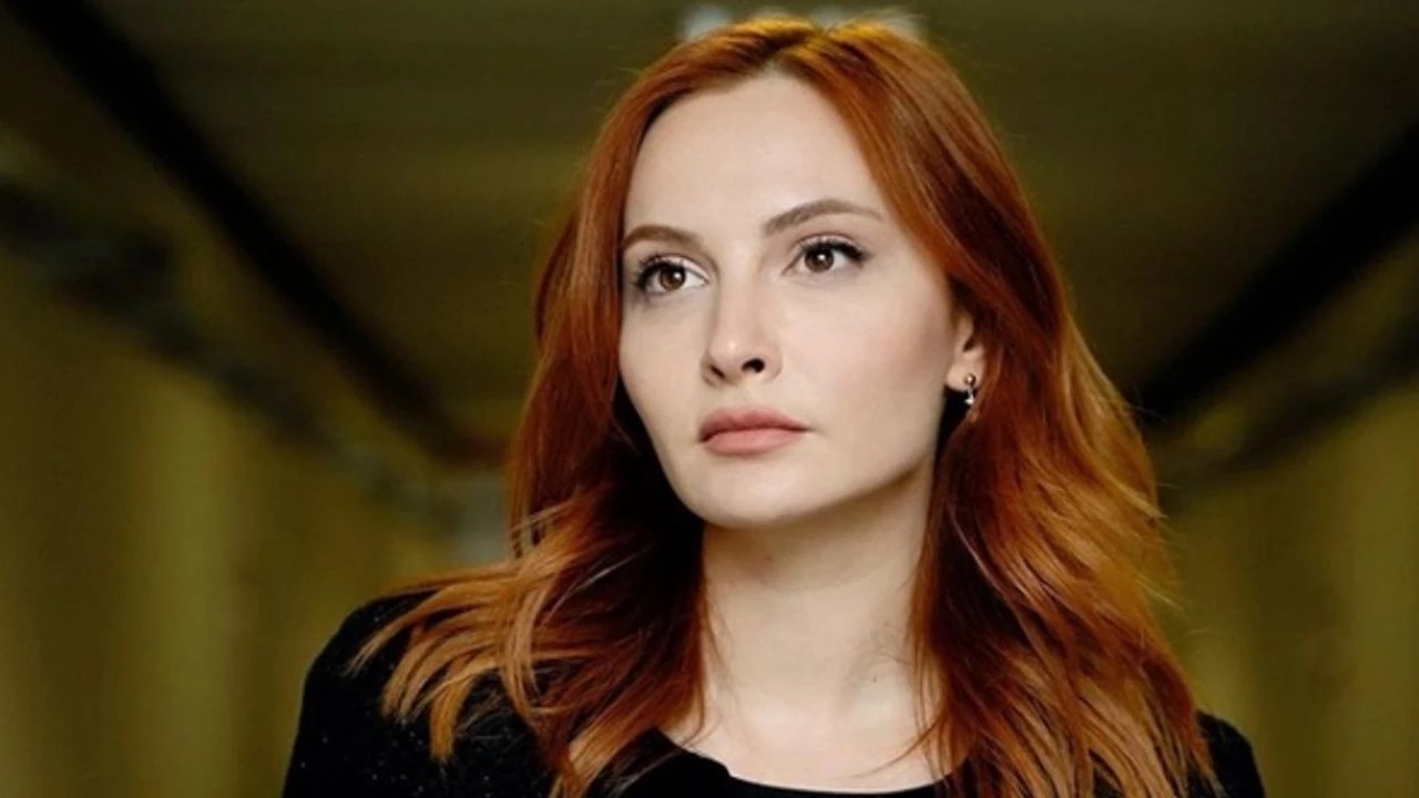Başak Gümülcinelioğlu Kimdir
