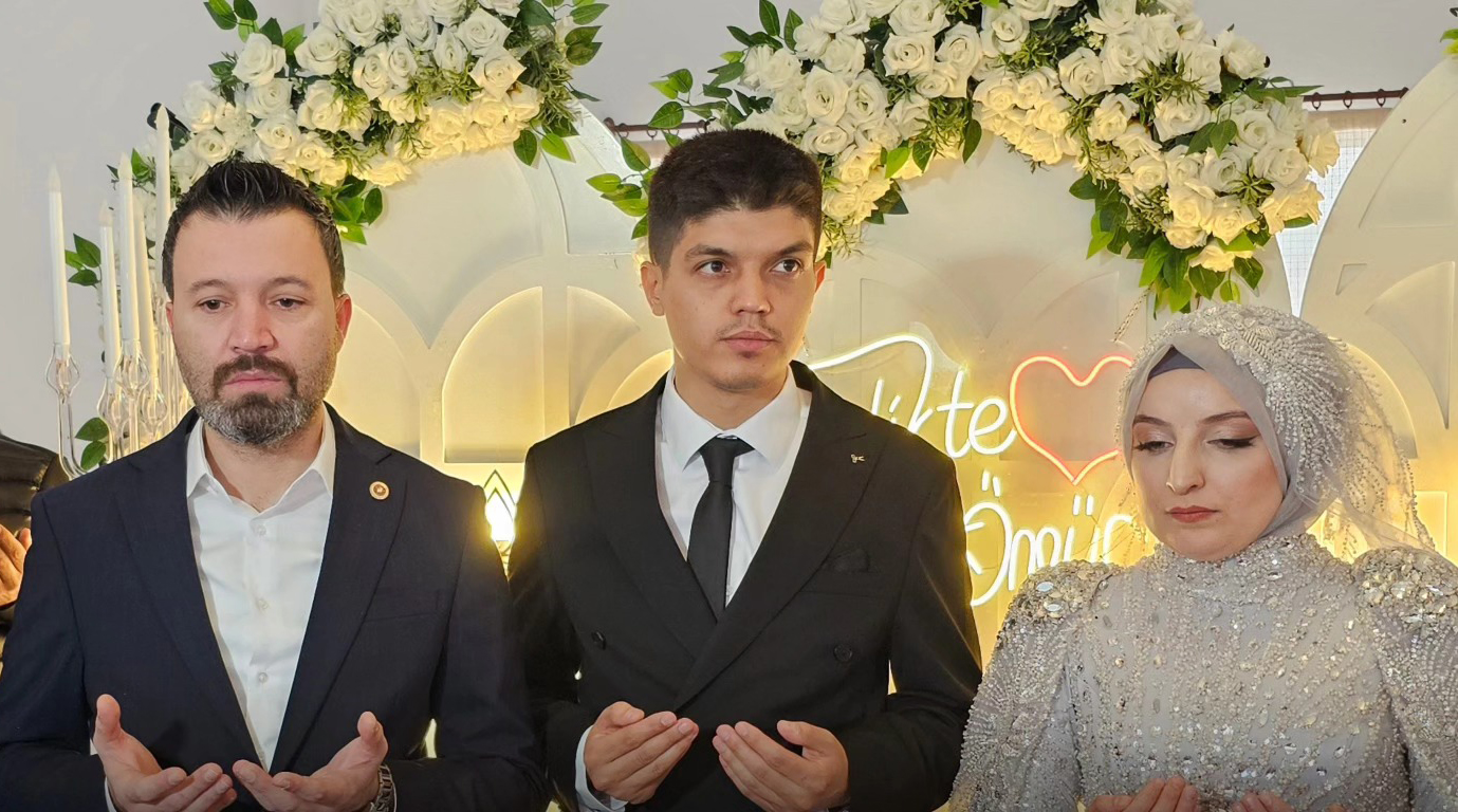 Şahan Mutluluklarını Paylaştı (4)