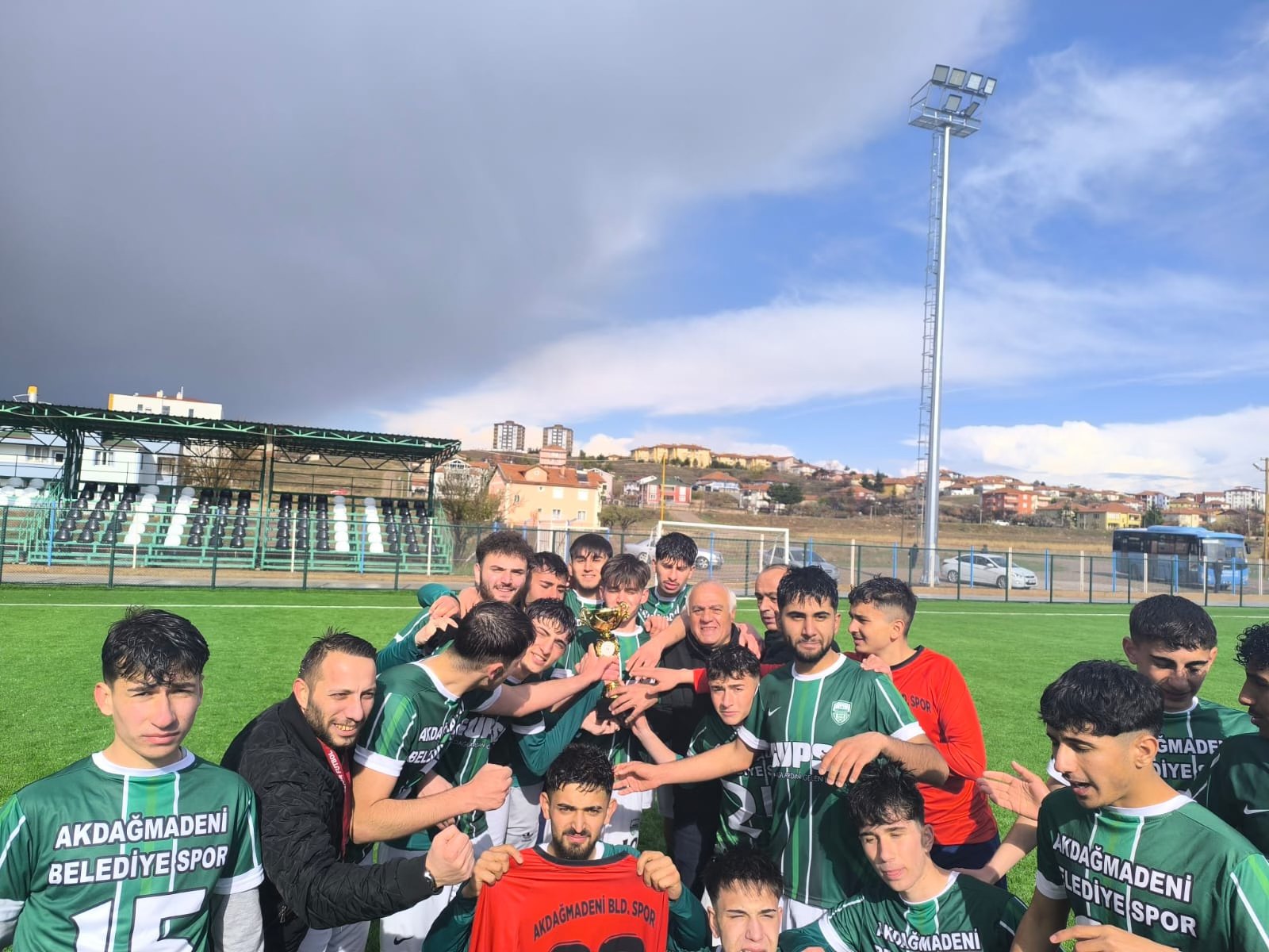 Şampiyon Akdağmadeni Belediyespor