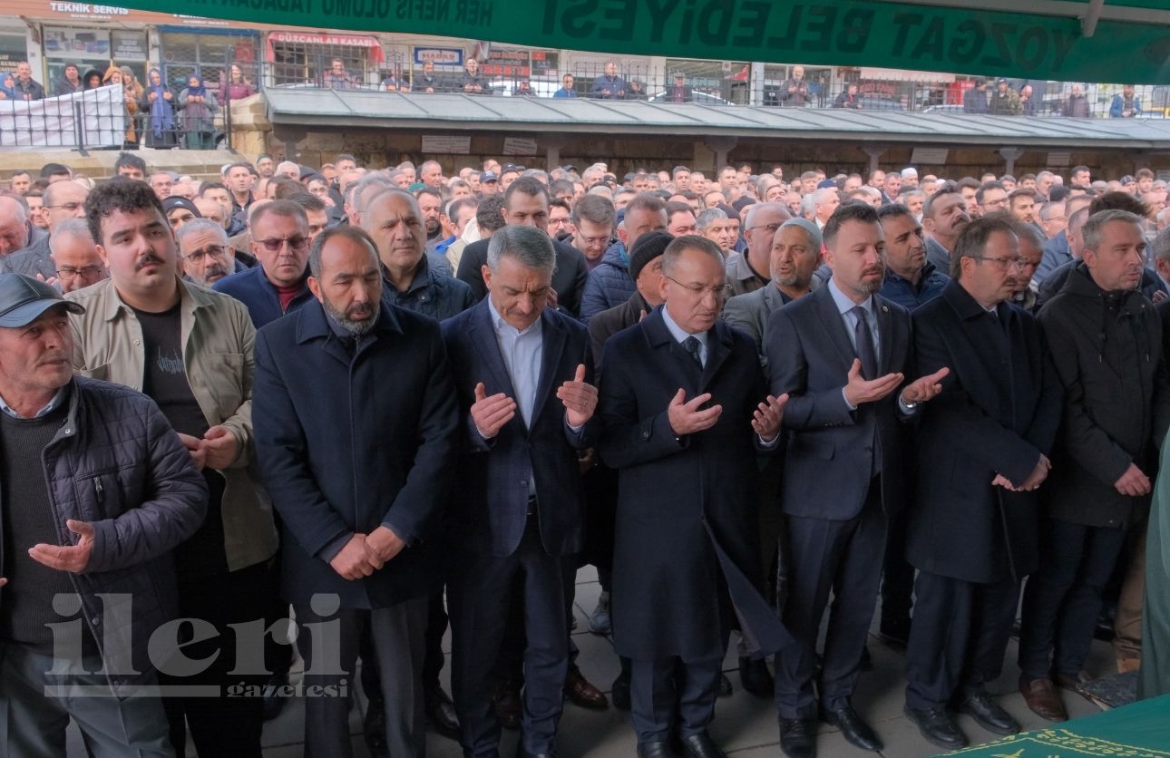 Harun Lekesiz Eşi (1)