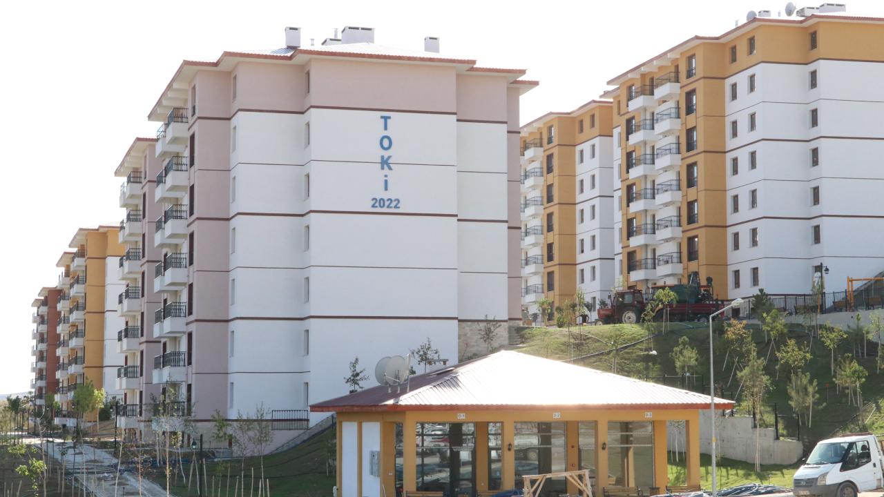 Toki Yozgatt (2)