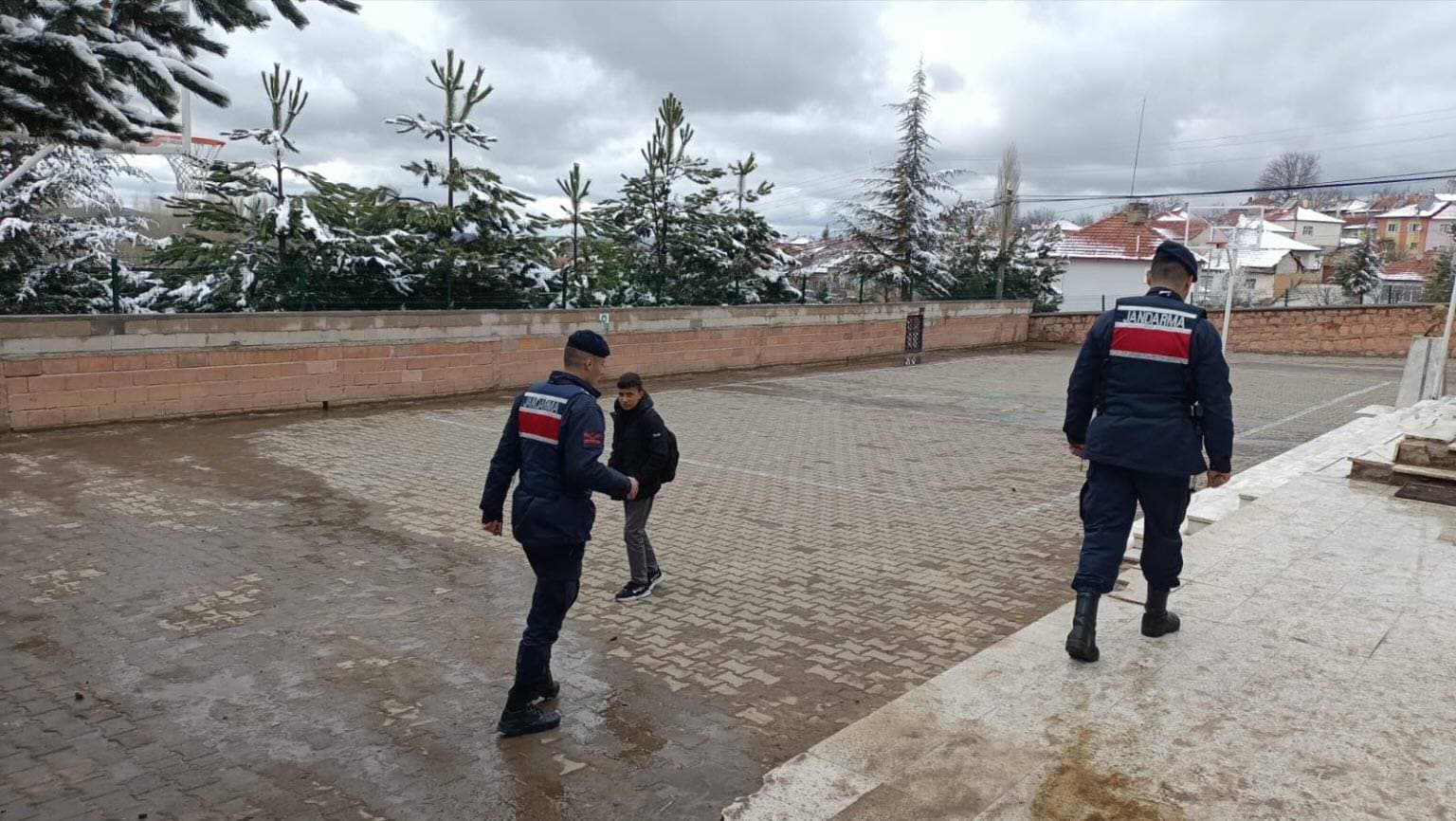 Okul Çevresinde Güvenlik Denetimi1