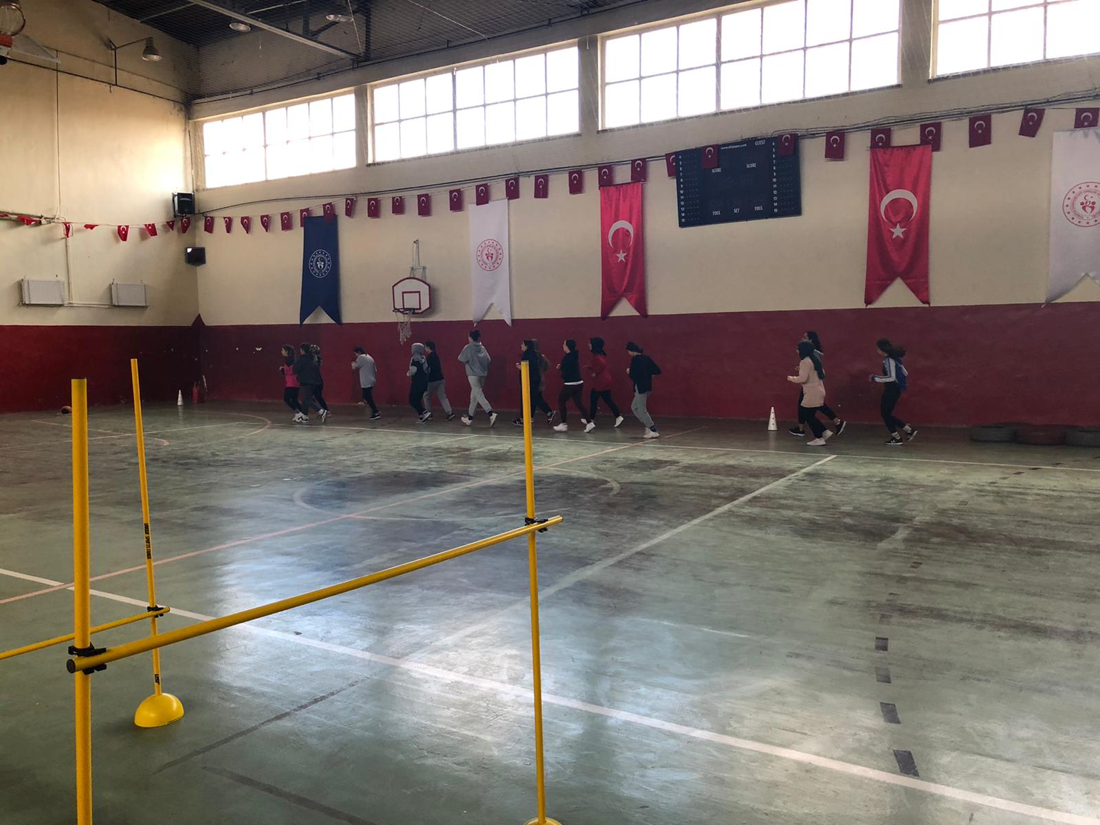 Yozgat’ta Spor Salonu Yıkılacak! (2)