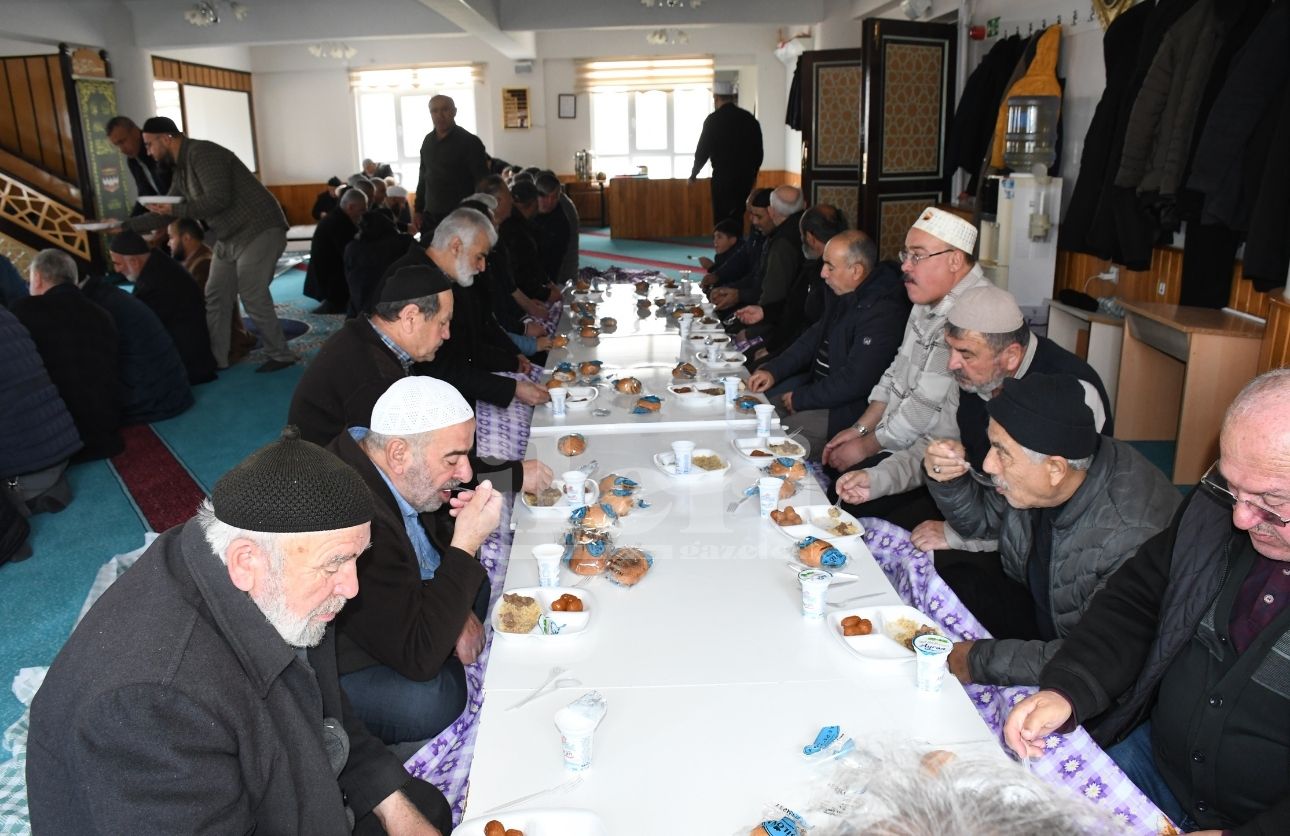 Asırlık ‘Hacı Yemeği' Geleneği Yozgat'ta Yaşatılıyor (3)