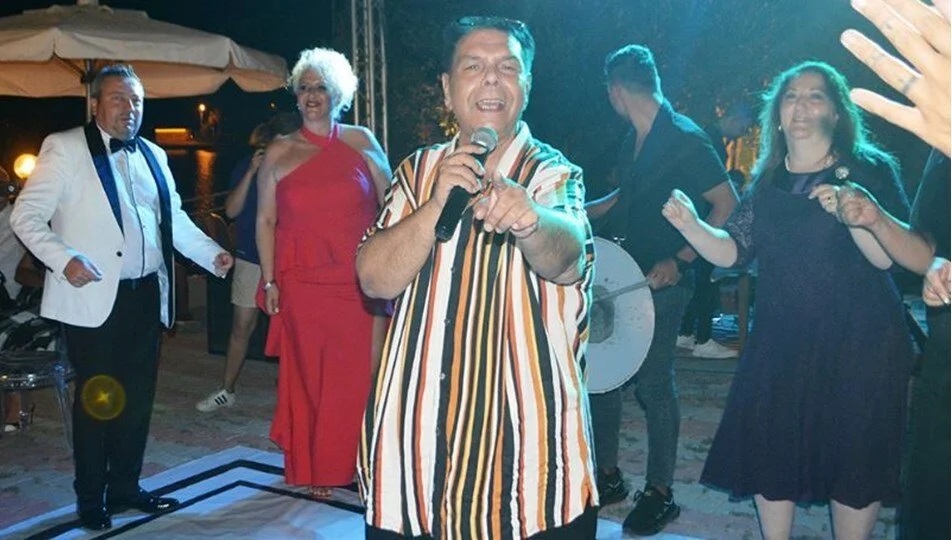 Ayhan Küçükboyacı Kimdir