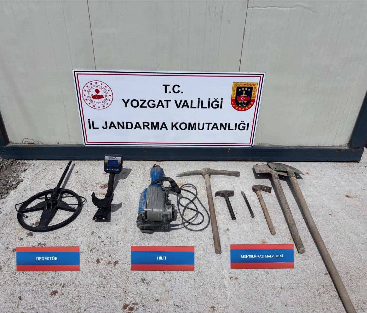 4 Şüpheli Suçüstü Yakalandı