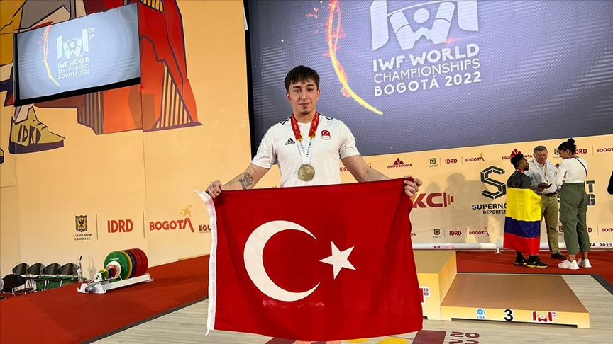 Yusuf Fehmi Genç Kimdir1