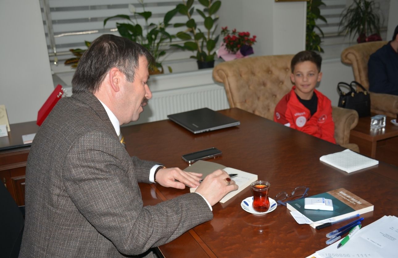 Hasan K (2)