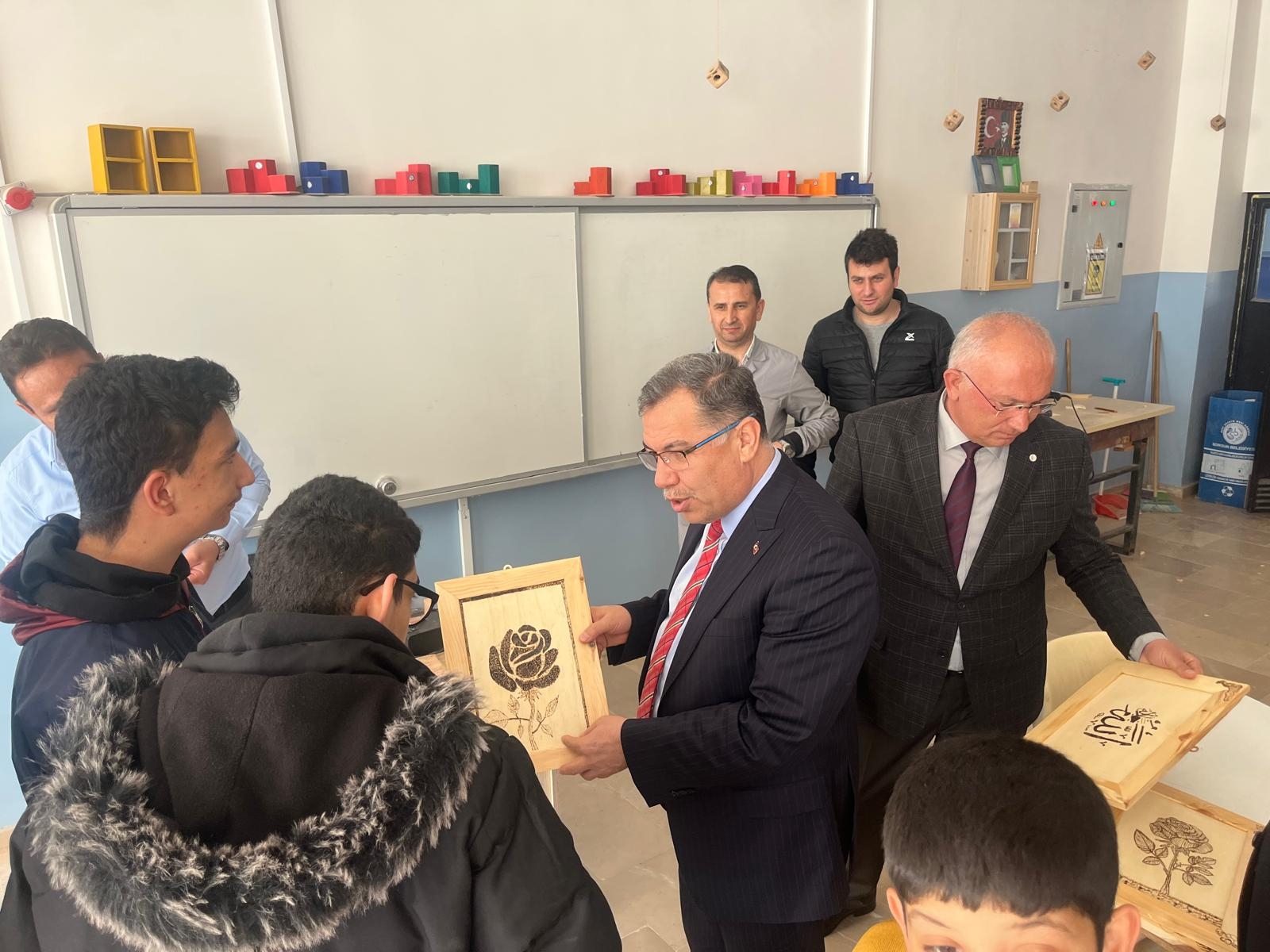 Okullara Halı Saha4