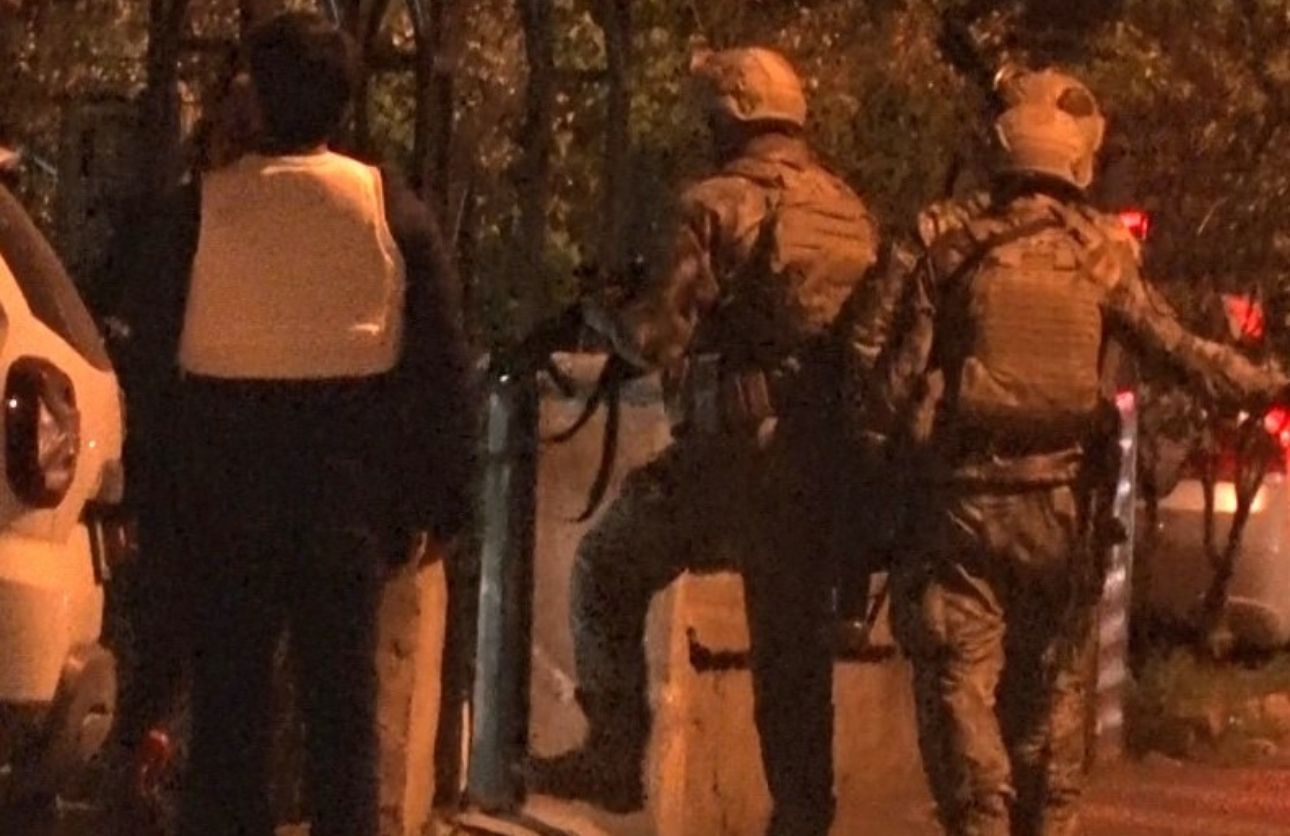 Polis Ikna Ateş Açan Şahıs (3)