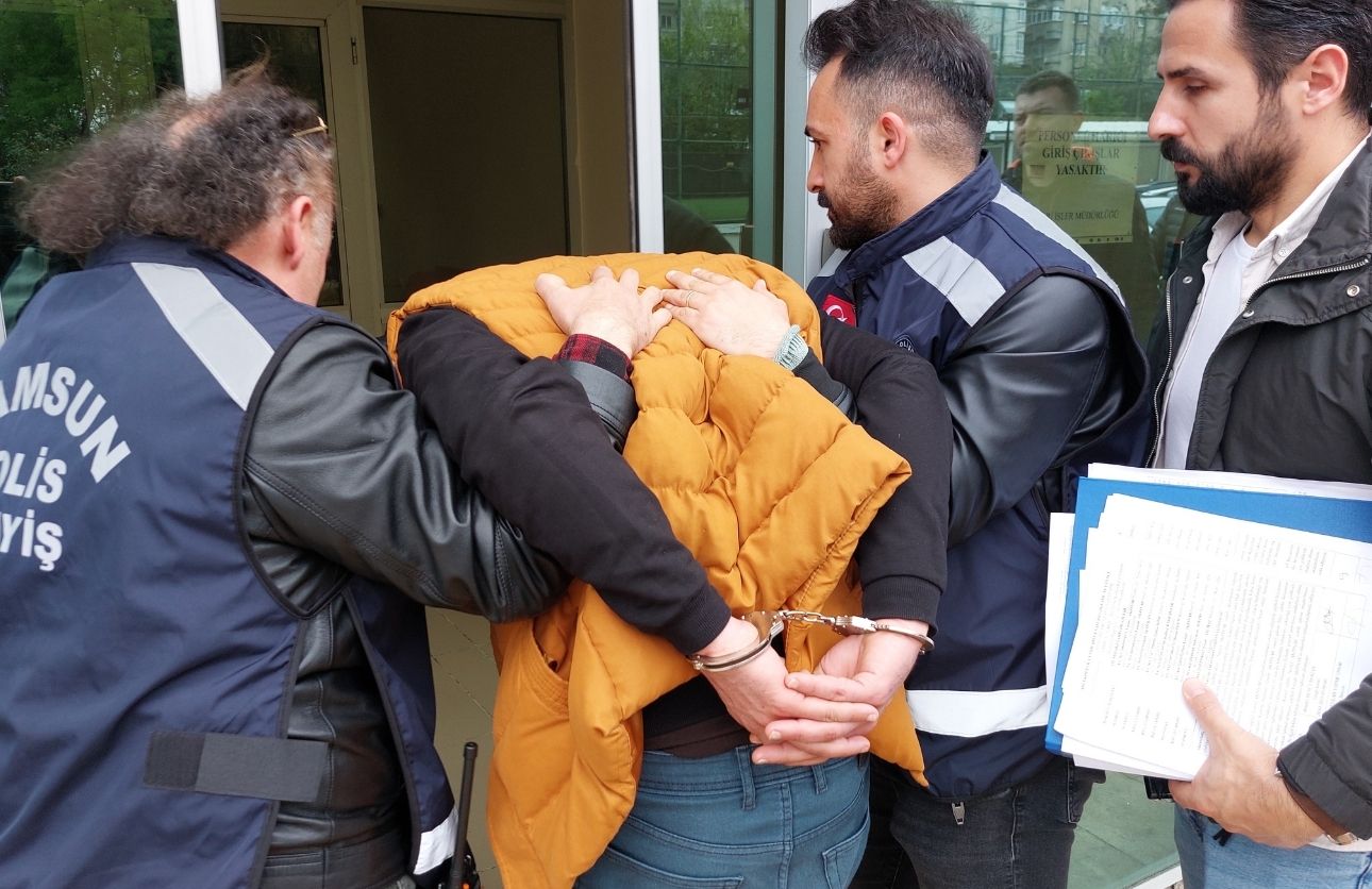 Sokak Ortasında Karısını Öldürdü (4)