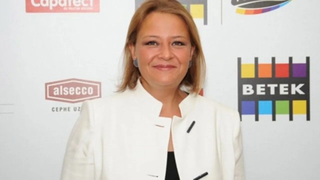 Gözde Akpınar Kimdir1