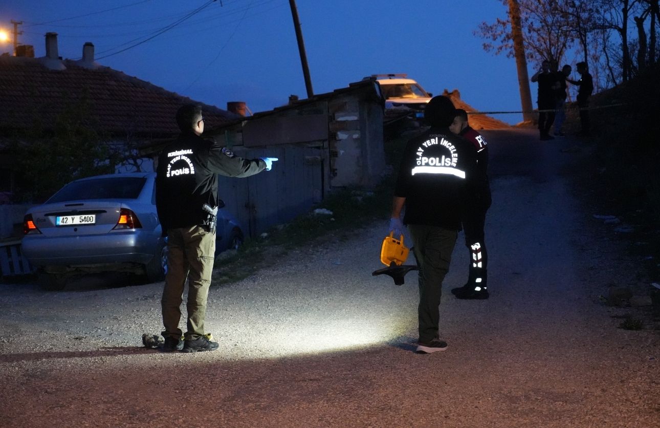 Eşinin Telefonuna Mesaj Attı (1)
