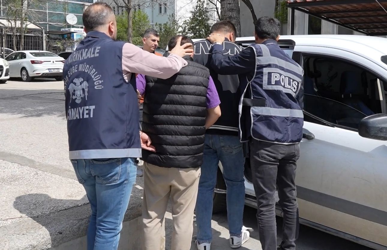 Eşinin Telefonuna Mesaj Attı (2)